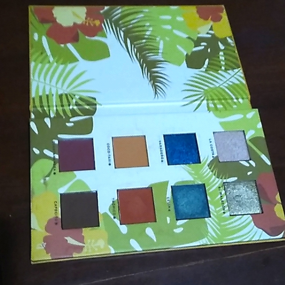 Alomar cosmetics reina del caribe eyeshadow palette vol.1